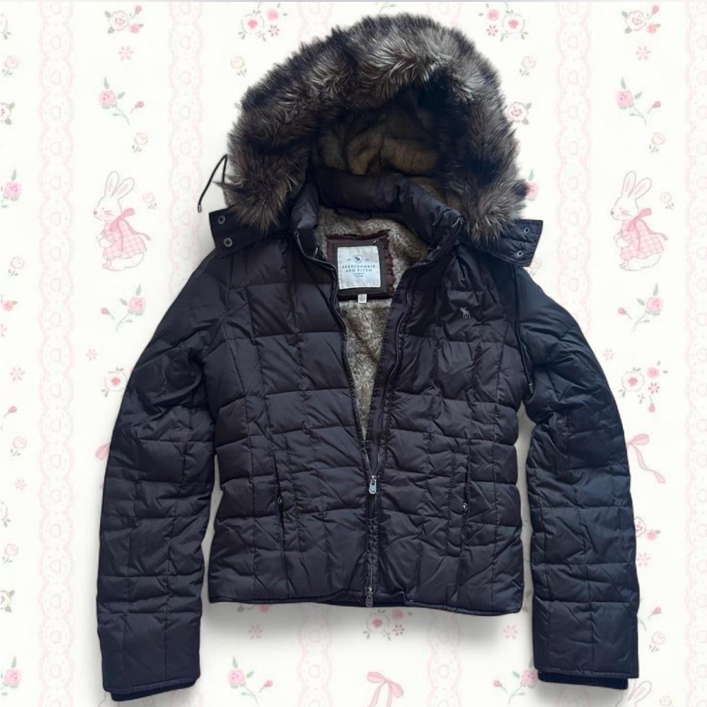 Brown Abercrombie & Fitch Fur-Lined Fur Hood Jacket Twilight Bella Swan Grail